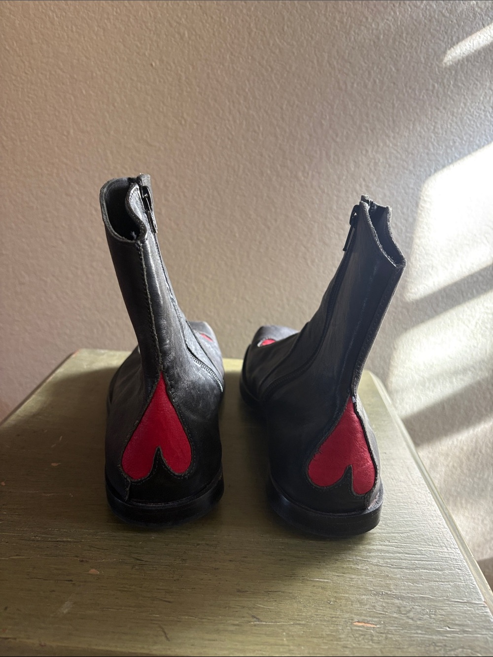 Cydwoq Love boots - Picture 3 of 8